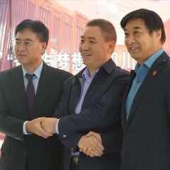 优德88再出手公益，为四川25所小学捐赠优德88高科技钢琴